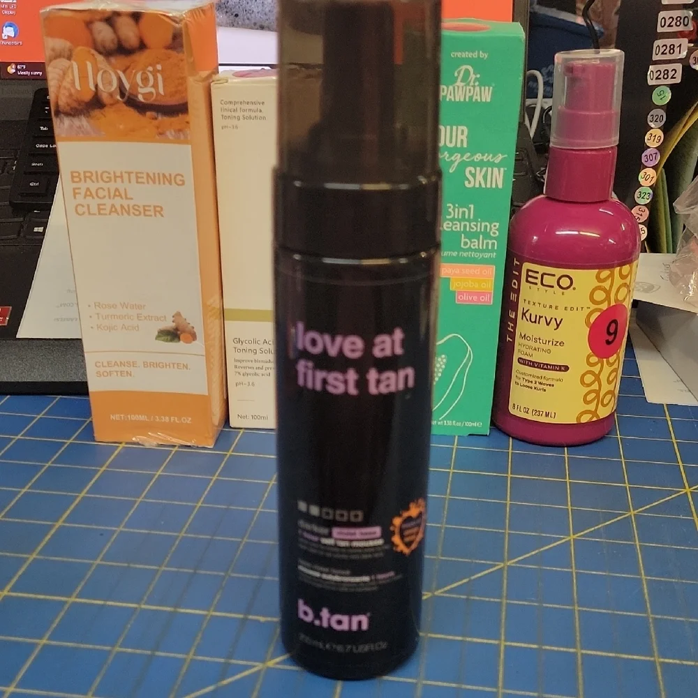 b.tan Love at First Tan Self Tanner Darker 1 Hour Mousse 200ml New Pump